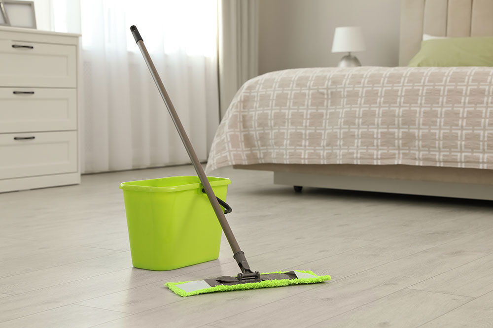 5 floor cleaning mistakes that make the home appear unhygienic